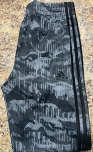 Boy’s Adidas Sweatpants Size 10/12 - Picture 1 of 4