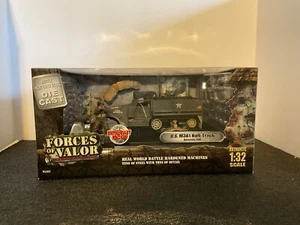 Forces of Valor 1:32 81014 U.S. M3A1 Half-Track - Normandy 1944 - Picture 1 of 3