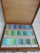 Holbein Artist's Oil Pastels In Wood Box-Set of 225