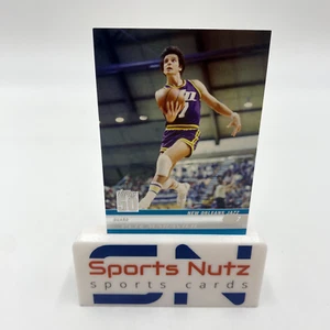 2007-08 Topps 50th Anniversary Basketball Card #50 Pete Maravich - Picture 1 of 2