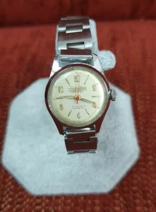 Vintage rare Adriatica spezial 5128 ladies mechanical  watch good + condition - Picture 1 of 7