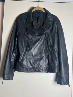 Chaqueta de motociclista de cuero sintético negra para mujer informal estilo motocicleta talla mediana Foto 1 de 4