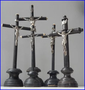 ⭐ lot of 5 antique French crucifixes  dating from the 19th C⭐ - Picture 1 of 8