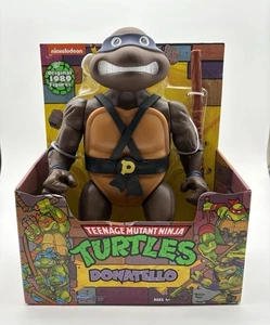 Teenage Mutant Ninja Turtles: Donatello 12" Actionfigur - Playmates Toys 2022 - Bild 1 von 9