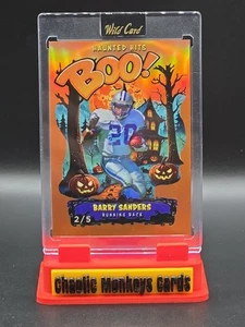 2025 Wild Card Haunted Hits BOO Barry Sanders 2/5 Orange Holo - Bild 1 von 2