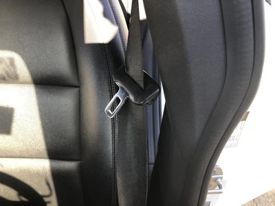 Mercedes Benz CLA250 2014-2019 cinturón de seguridad delantero retractor conductor izquierdo negro 90982 Foto 1 de 4