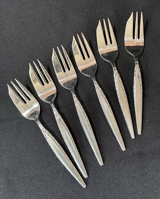 Oneida Venetia Community Stainless Flatware Set of 6 Specialty Cake Forks MCM - Image 1 of 4