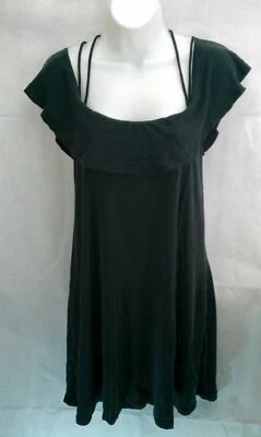 Vestido Juniors Talla M Negro Texturizado Volantes Hombro Frío Línea A Trapo Americano Foto 1 de 4