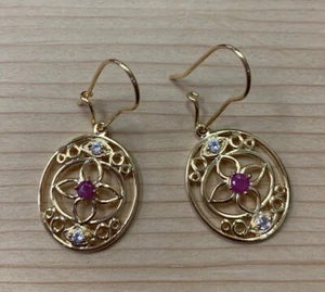 0.22ctw GENUINE RUBY STONE& WHITE TOPAZ FRENCH WIRE LEVEL BACK EARRINGS NEW - Picture 1 of 1