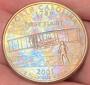2001-P North Carolina  State Quarter Beautiful Lustrous Rainbow Toned Coin AU #9 - Picture 1 of 8