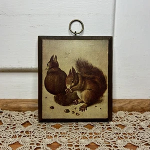 Vintage 70s/80s Wooden Squirrel Decoupage Small Wall Decor Plaque - Picture 1 of 4