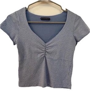 Brandy Melville Blue and White Floral Crop Top One Size - Picture 1 of 5