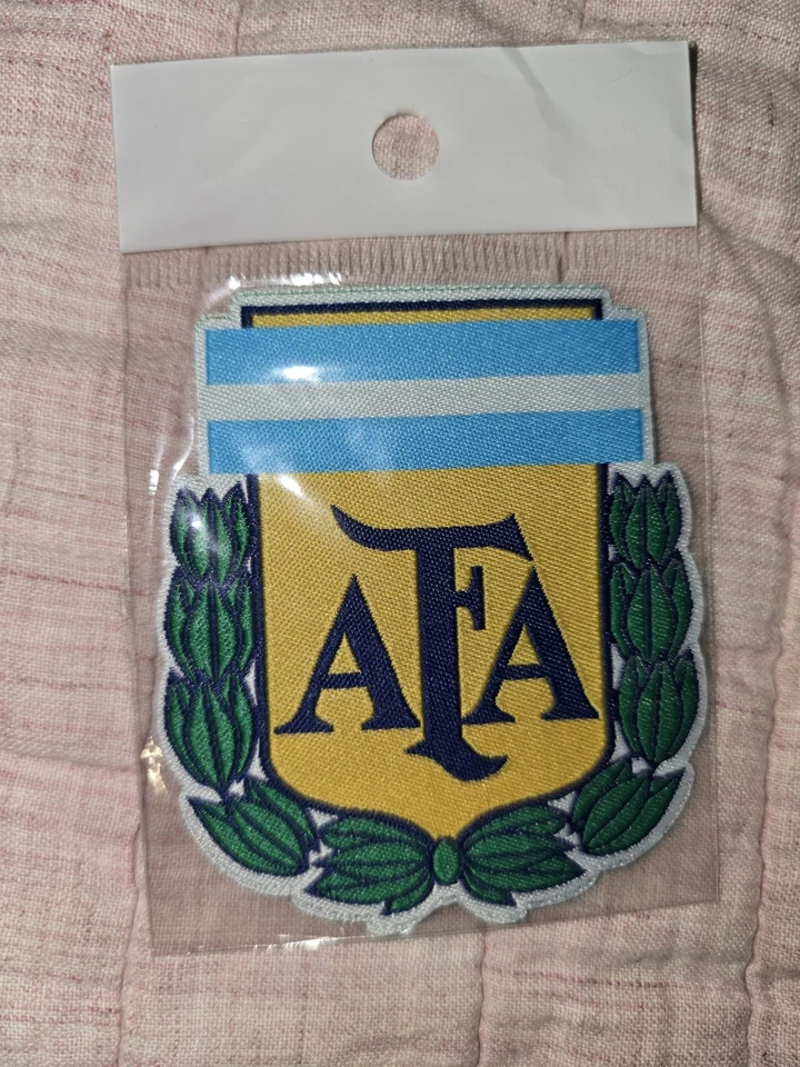 **Nuevo** PARCHE FÚTBOL 3" ALTO PLANCHADO EN TELA CLUB ASOCIACIÓN FÚTBOL ARGENTINA CLUB Foto 1 de 1