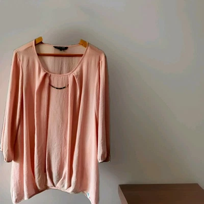 Classic Debenhams Pale Pink Blouse 100% Polyester, Metal Neck Detail 3/4 Sleeves - Image 1 of 4