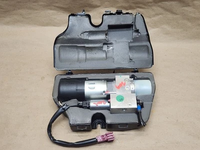 06-09 MERCEDES W164 R GL ML CLASS REAR TRUNK TAILGATE HYDRAULIC PUMP MOTOR OEM - Image 1 of 4