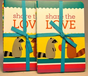 Hallmark: 2 Sets of 3 Mini Note Pads - Share The Love - (6 Total) SOM2320 - Picture 1 of 1