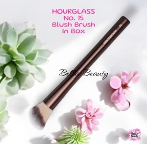 Hourglass No. 15 Blush Brush ~NEW~ In Box - Picture 1 of 10