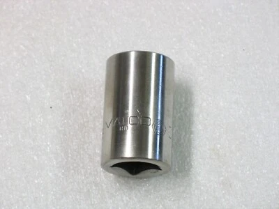 Matco Tools 11/16" Shallow 6 Point 1/2" Drive  Chrome Socket C226 - Image 1 of 4