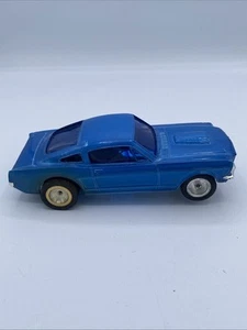 Coche Ranura Aurora K&B 1/32 1965 Mustang Fastback De Colección Raro Difícil de Encontrar - Imagen 1 de 9