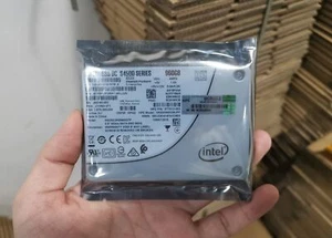 HP / Intel SSD DC S4500 960GB SSDSC2KB960G7P 2.5''6Gb/s SATA Solid State Drive - Picture 1 of 2