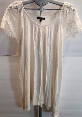 Lane Bryant 26/28 Off White Lace Capped Sleeve Knit Top Plus Size Shirt NWOT - Image 1 of 4