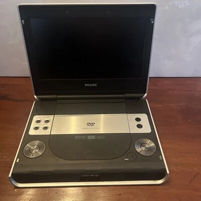 "Reproductor de DVD portátil Philips PET824 8,5"" Foto 1 de 4