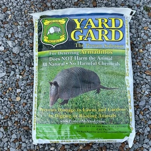 Yard Gard Animal Repellent Granules For Armadillos 20 lb Bag - 1 Pack - Picture 1 of 3