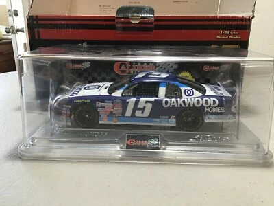 1:24 Team Caliber Oakwood Homes #15 Nascar Diecast - Image 1 of 3