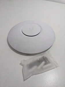 Ubiquiti UniFi Wi-Fi U6 Lite Portable Access Point - White - Photo 1/4
