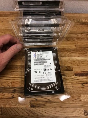 39R7348 - IBM Maxtor 73GB 15K HDC06 SAS 3.5"  wo/Tray 8K073S0 - Image 1 of 4