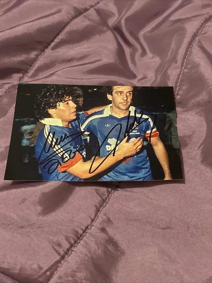 Photo Dédicacée Autograph Diego Maradona Michel Platini - Image 1 of 1