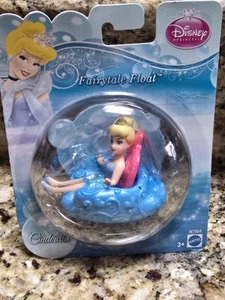 Muñeca flotante Mattel Disney Princesa Cenicienta 3,5" baño piscina juguete de colección nueva 2011 - Imagen 1 de 3