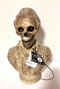 Nicht funktionierende Requisite nur brandneu mit Etikett Spooky Village Skelett Büste funktioniert nicht - Bild 1 von 6