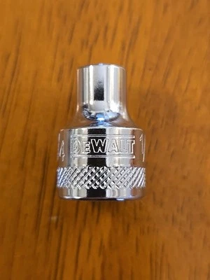 DeWalt OEM 86-255D Tool Set 1/4 Inch Socket 3/8 Drive - Image 1 of 4