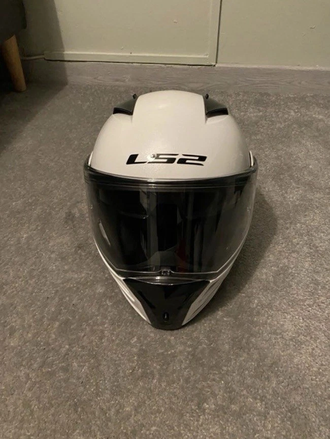 casque de moto enfant - Photo 1/3
