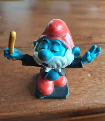 Schlumpf als Dirigent - Bild 1 von 2