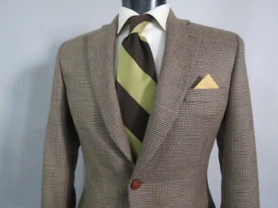 Paul Stuart Woven in Scotland classic block check Stuart buttons sport coat 38 R - Image 1 of 4
