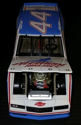 TERRY LABONTE 1984 PIEDMONT AIRLINES MONTE CARLO ACTION DIECAST  "NO BOX"  - Image 1 of 4