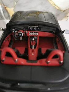 Bmw Z8 autoart 1,18 - Foto 1 di 9