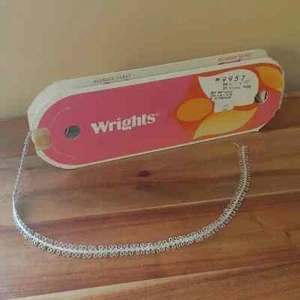 Borde trenzado plateado Wrights vintage años 70 - 30+ yardas. - Imagen 1 de 3