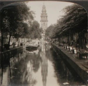 Keystone Stereoview Canal, Amsterdam, Netherlands from 1920’s 400 Set # #126 A - Picture 1 of 3