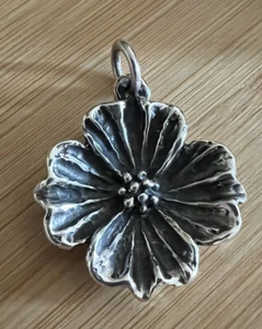 Vintage Designer Signed Textured Dogwood Flower Sterling Silver 925 Pendant - Picture 1 of 5