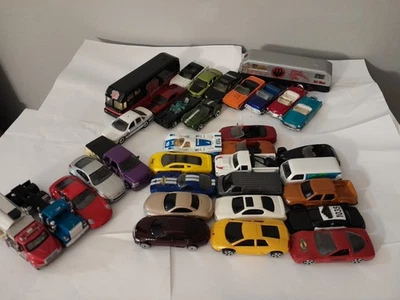 Lot Of 30 Plus Die Cast Cars, 7 Old Matchbox, 3 Old Hot Wheels, 16 Maisto - Image 1 of 4