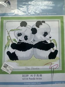 Panda Zwillinge - Kreuzstich Set 30 x 27 cm, Tiere - Bild 1 von 3