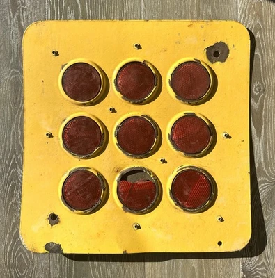 Reflectores de estimsonita vintage de letrero de peligro de calle de carretera de 18 pulgadas cuadradas Foto 1 de 2