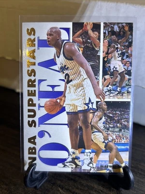 Fleer NBA Superstars 1993-94 Shaquille O'Neal #16 Foto 1 de 4