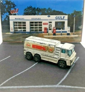 Vintage Corgi Juniors Guy Warrior Esso Tanker No. 14 1:90 Scale - Picture 1 of 5