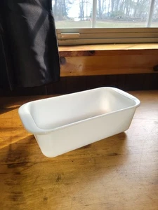 Vintage PYREX #213 Milk Glass White Loaf Pan 1 1/2 Quart Over 50 Years Old - Picture 1 of 13