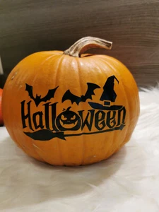 Schriftzug "Halloween" aus hochwertiger Vinylfolie in 3 versch. größen - Bild 1 von 3