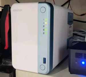 QNAP TS-251D 2 Bay NAS 4GB RAM 2x 4TB WD RED Works Fine 4K & PCIe Slot - Picture 1 of 5